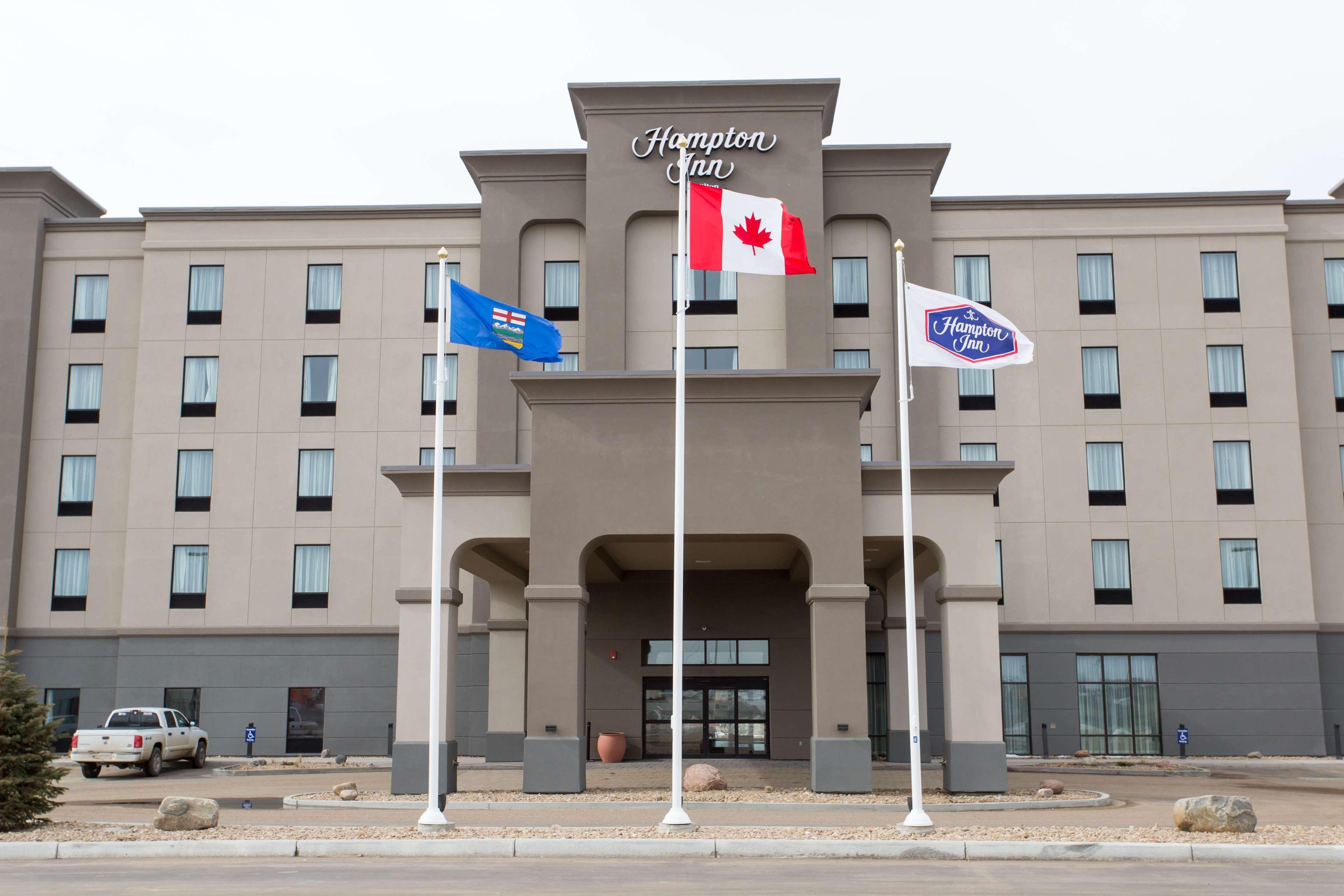 Hampton Inn By Hilton Lloydminster Eksteriør billede